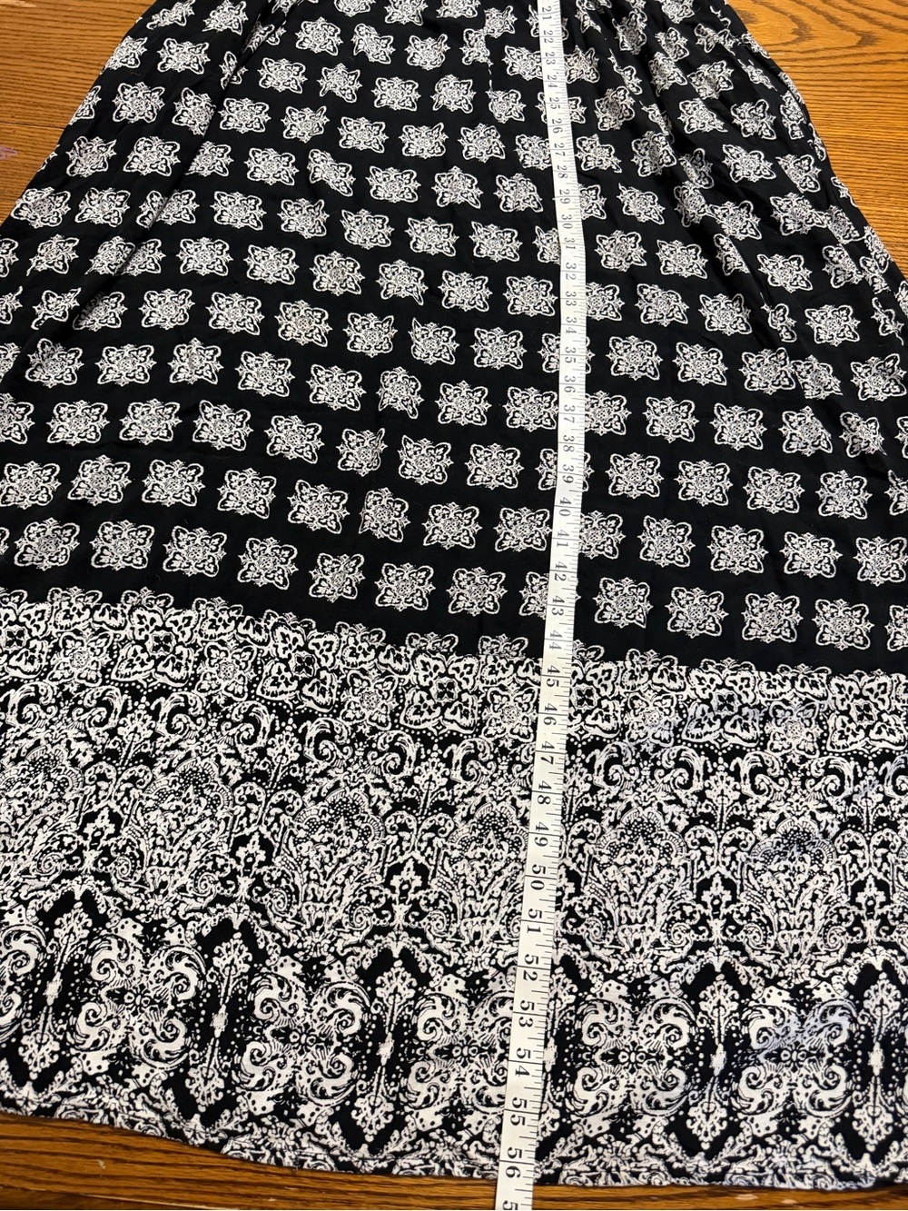 Band of Gypsies Black and White Printed Maxi Dress - Picture 10 of 11